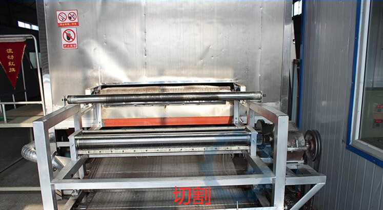 全自動紅薯粉條機(jī)-切割 全自動紅薯粉條機(jī)-切割